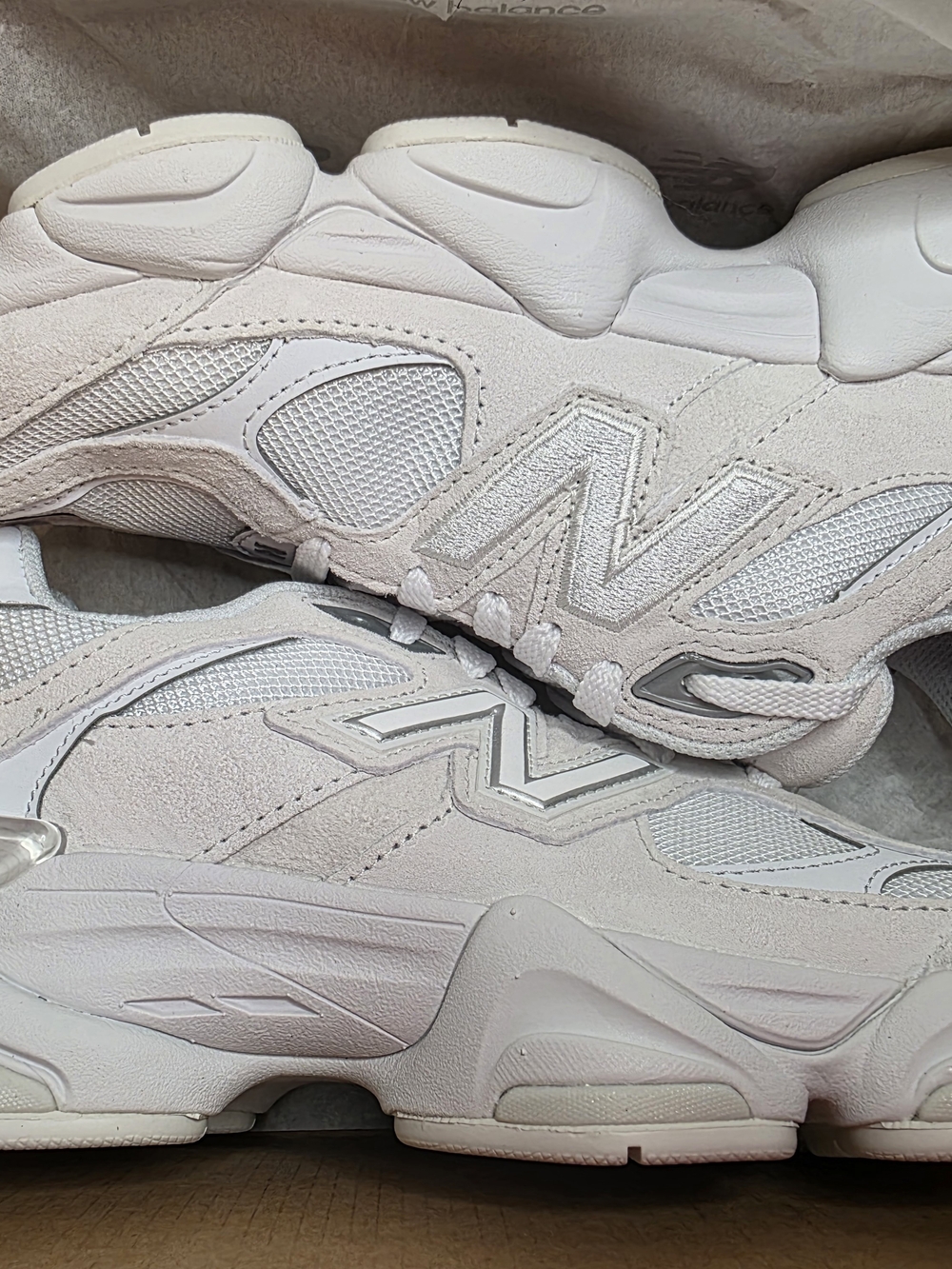 New Balance 9060 Reflection White Mens 7.5 Womans 9 - Picture 7 of 8